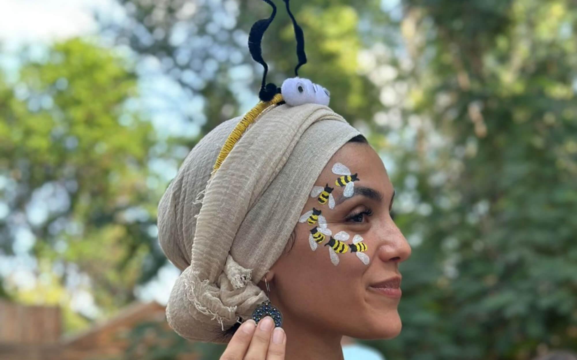 Meriem’s colourful style and engaging workshops have helped dozens of young children learn more about beekeeping.
Photo: One Hive