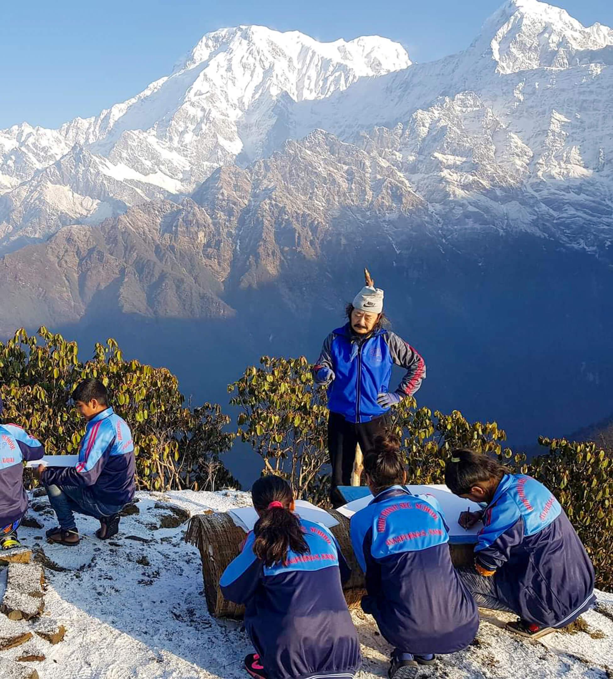 The Himalayan mountains create a powerful dropback for Kyu-Hun’s teachings.
Photographer: Kyu-hyun Kim