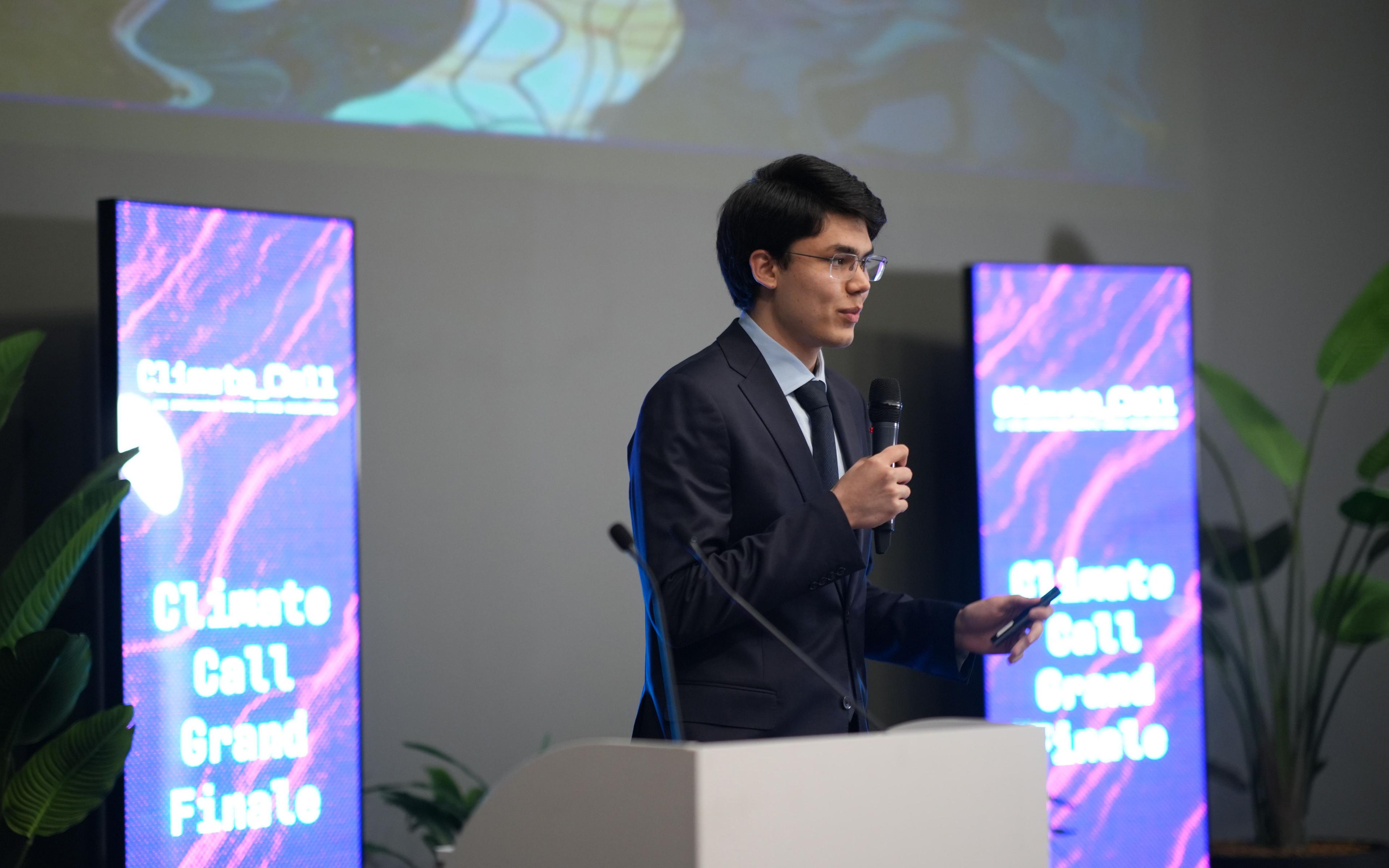 Water Finalist Sahetmyrat Abdullayev at the Climate Call Grand Finale on November 5th, 2024, in Abu Dhabi, UAE.
Photo: The Climate Tribe