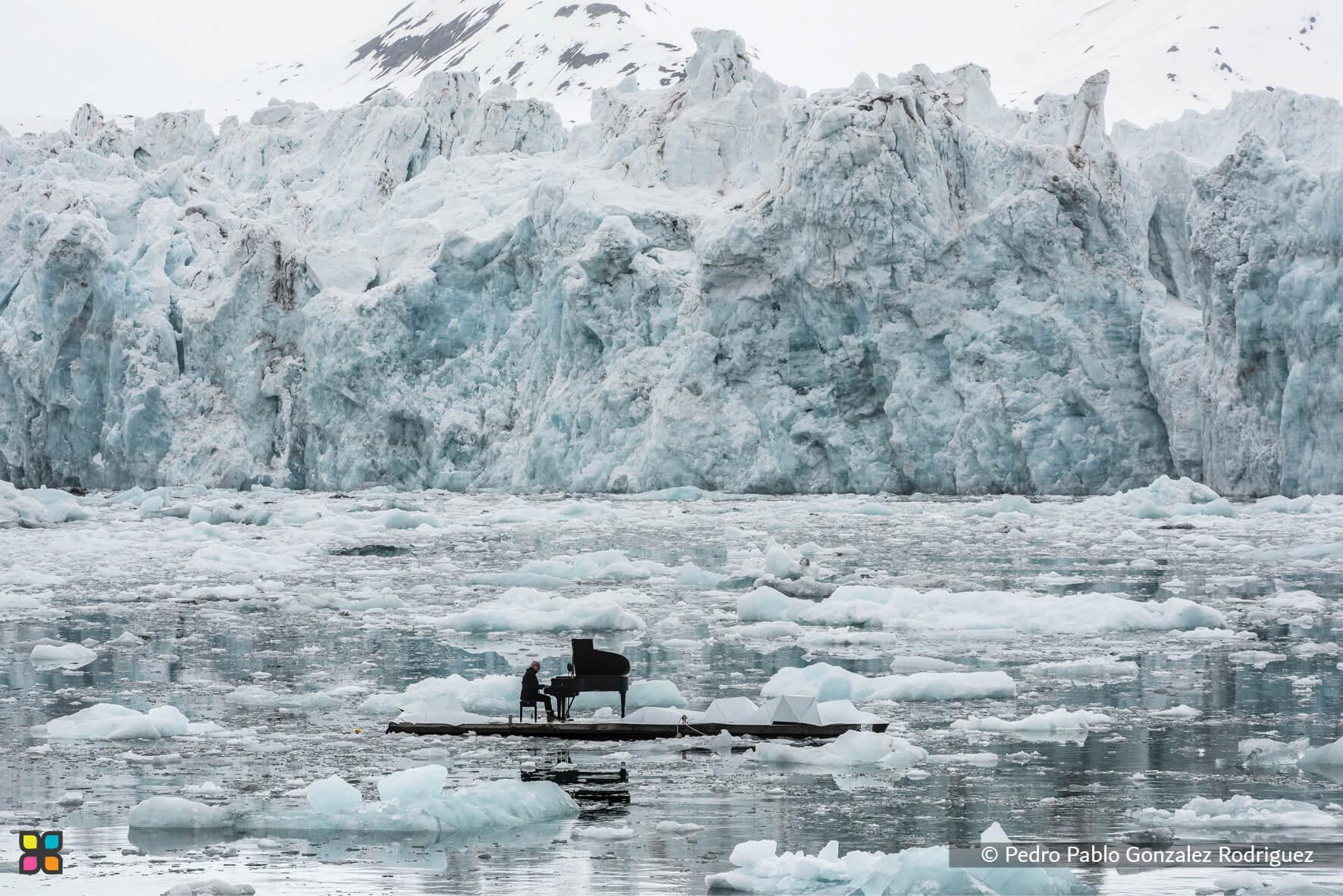 Ludovico Einaudi playing for change. 
Photographer: Pedro Pablo Gonzalez Rodriguez  Location: Arctic Ocean